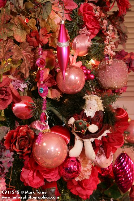 0911242 Rose Christmas tree ornaments detail. Mary Etta Foster, Ferndale, WA. &copy; Mark Turner
