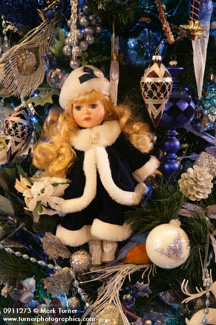 0911273 Blue Christmas tree ornaments detail. Mary Etta Foster, Ferndale, WA. &copy; Mark Turner