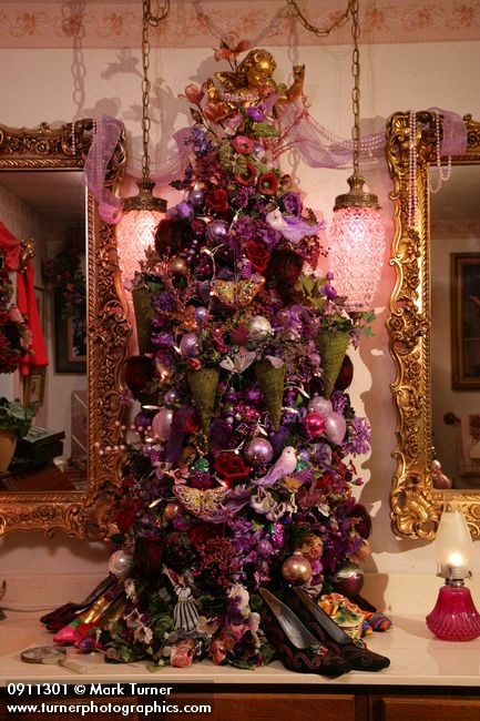 0911301 Purple Floral tabletop Christmas tree. Mary Etta Foster, Ferndale, WA. &copy; Mark Turner