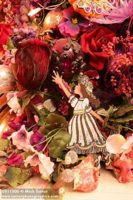 0911306 Purple Floral Christmas tree ornaments detail. Mary Etta Foster, Ferndale, WA. &copy; Mark Turner