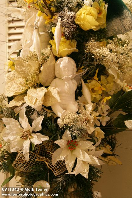 0911342 White Floral Christmas tree ornaments detail. Mary Etta Foster, Ferndale, WA. &copy; Mark Turner
